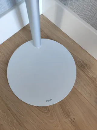 Estación portátil/base carga portaccesorios Dyson