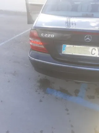 Mercedes-Benz Clase C 2004
