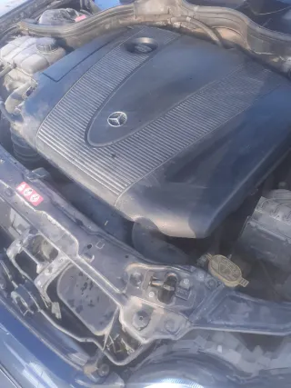 Mercedes-Benz Clase C 2004