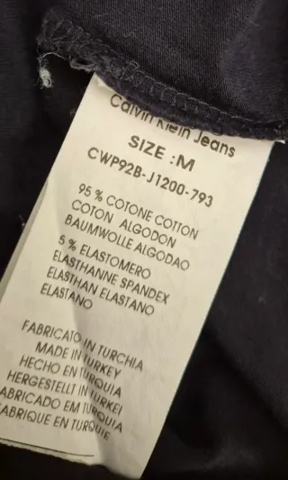 Camiseta Calvin Klein Jeans Negra Manga Larga