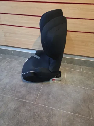 Silla coche Cybex negra con Isofix de 9 a 18kg