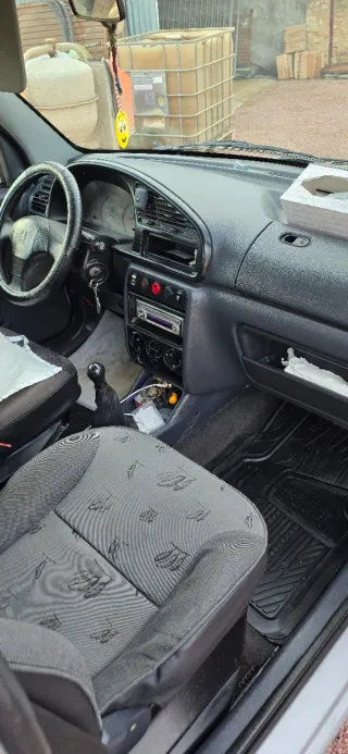 Peugeot Partner 2002