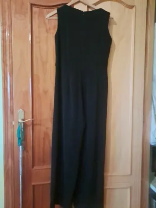 Tuta nera con torera e ricamo