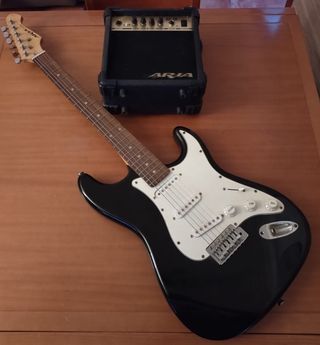 Guitarra Eléctrica Aria Series