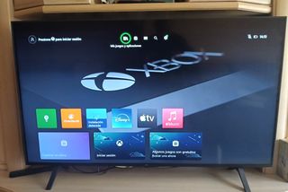 Xbox One 1TB + Gioco WWE 2K16