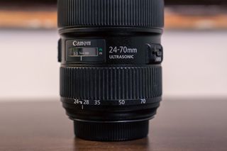 Canon EF 24-70mm f/2.8L II USM Lente