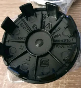 TAPABUJES CENTRO RUEDA LLANTA SEAT 63mm 1P0601165