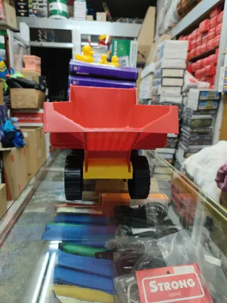 Camión Volquete Karpan 500 (68cm)