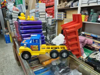 Camión Volquete Karpan 500 (68cm)