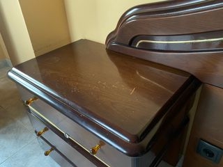 Conjunto dormitorio madera oscura