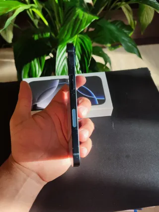 iPhone 13 - 89% salud de batería