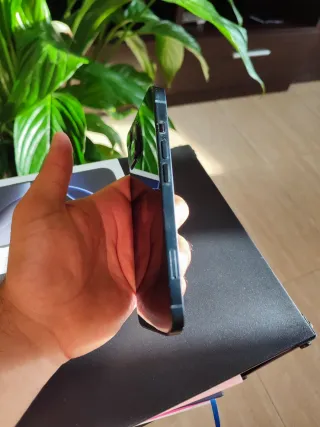 iPhone 13 - 89% salud de batería