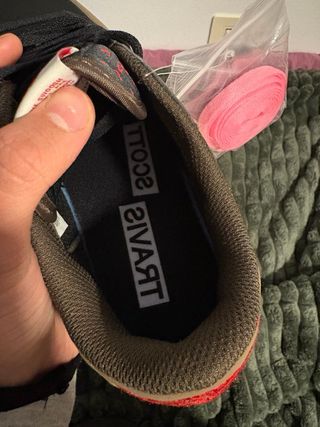 Jordan 1 Low Travis Scott