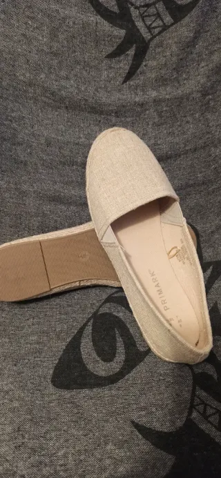 NUEVOS Zapatos planos  talla 40