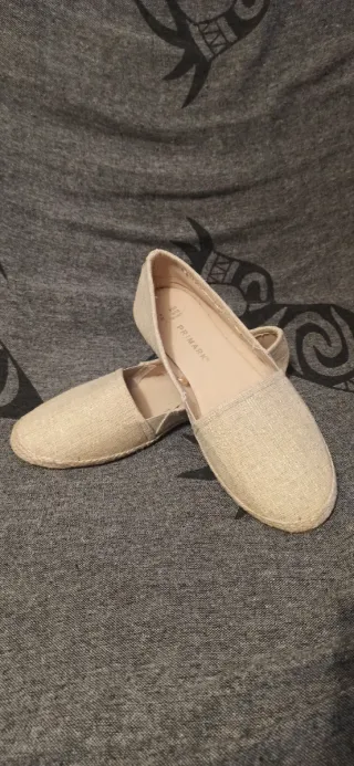 NUEVOS Zapatos planos  talla 40