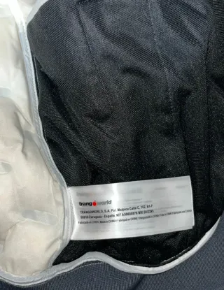 Cazadora Trangoworld Plumas. Talla M. Mujer