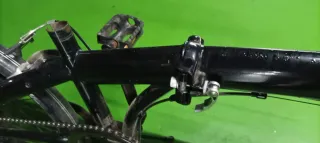 Bicicleta plegable negra