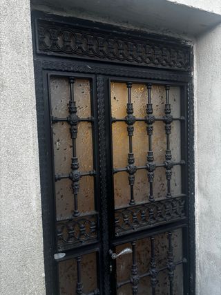 Puertas (2) hierro forjado negra