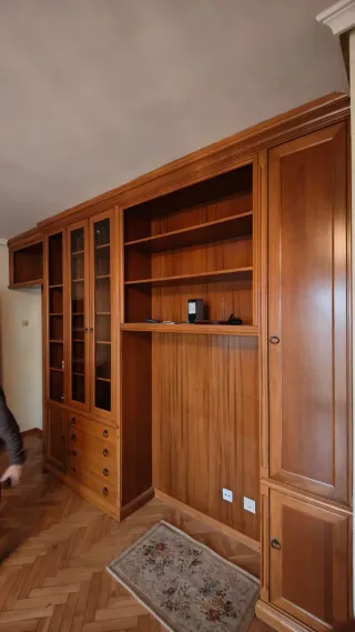 Mueble de salón de madera