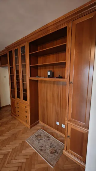 Mueble de salón de madera