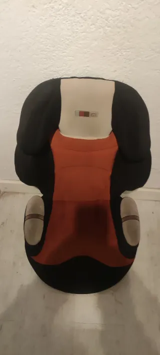 Asiento coche infantil