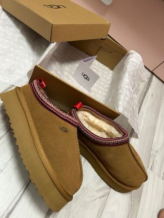 UGG Tazz II Mujer Talla 39 Marrón