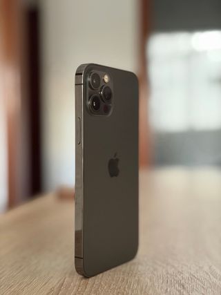 iPhone 12 Pro 128GB + fundas originales