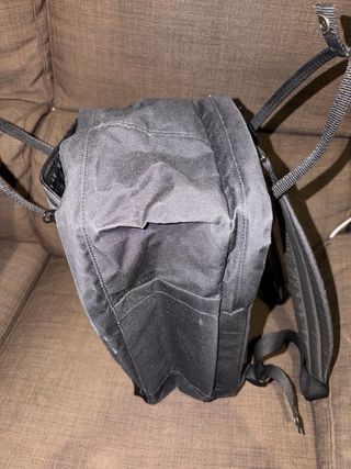 Mochila Fjallraven Kanken Negra+ Bolsillo portátil