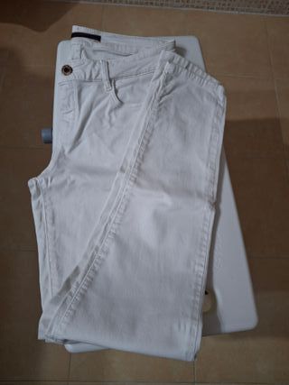 Pantalón mujer Massimo Dutti. T 38. Blanco