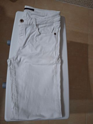 Pantalón mujer Massimo Dutti. T 38. Blanco