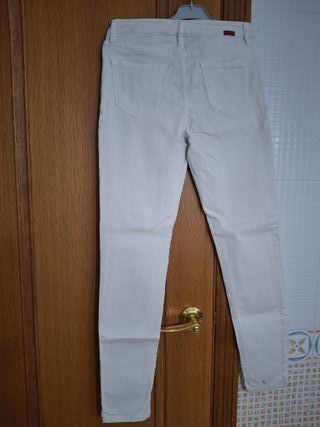 Pantalón mujer Massimo Dutti. T 38. Blanco