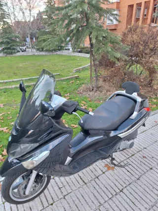 Scooter Piaggio X EVO 250 c.c. Negra Automática