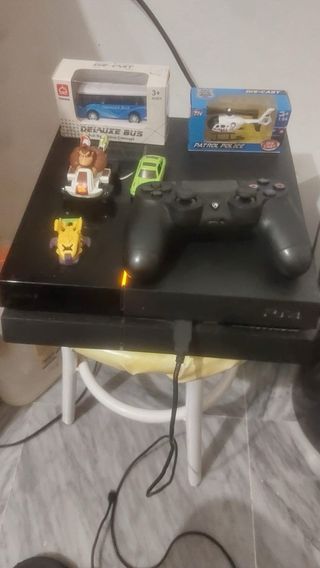 Consola PS4 + Mando + TV 50
