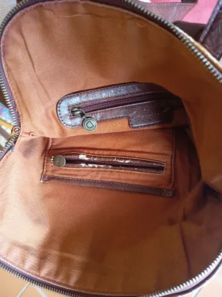 Mochila bolso marrón y beige Desigual