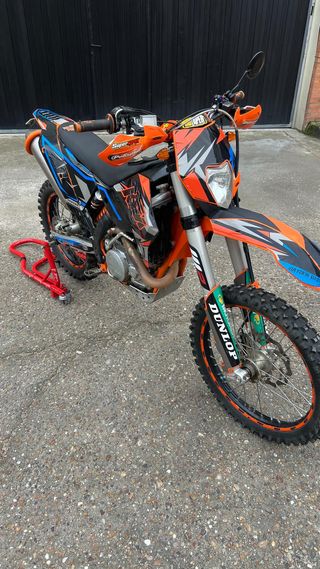 KTM 450cc 4T Enduro Moto