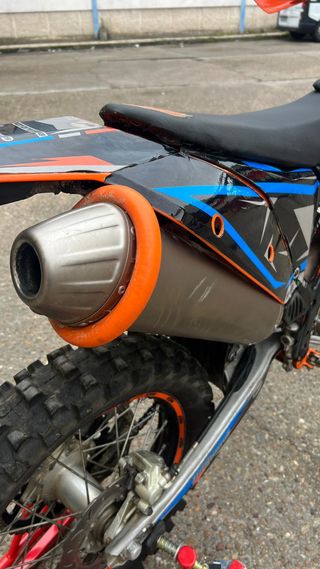 KTM 450cc 4T Enduro Moto