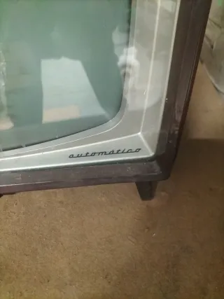 Televisor antiguo Phillips