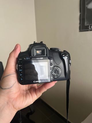 Canon EOS 400D + 18-55mm + disparador