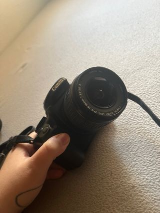 Canon EOS 400D + 18-55mm + disparador