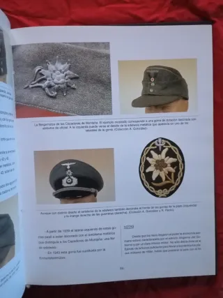 Libro Das Heer Uniformes y Distintivos