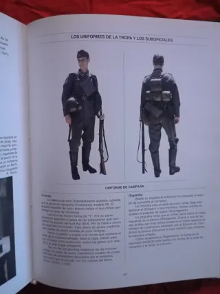 Libro Das Heer Uniformes y Distintivos