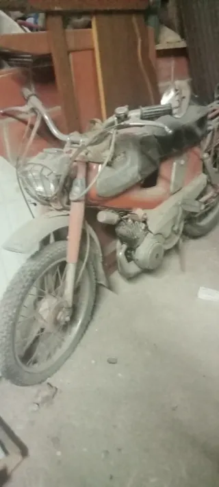 Moto Ciclomotor Antigua 50cc Automática