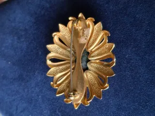 Spilla vintage fiore con pietra verde