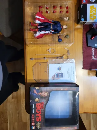 Mafex 151 Homelander Figura de Acción