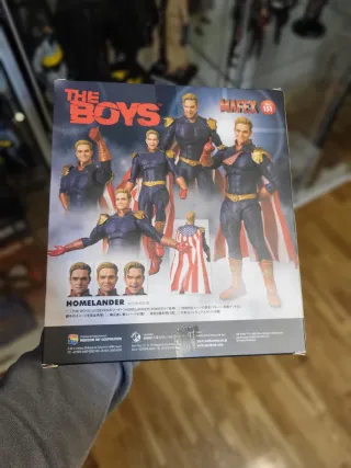 Mafex 151 Homelander Figura de Acción