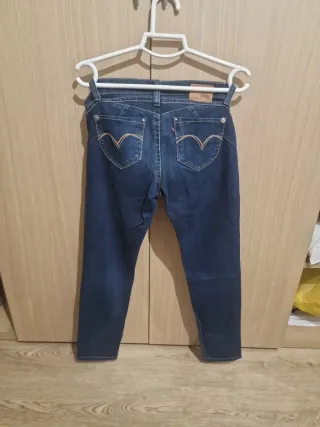 Pantalón Levis Mujer Talla 28/ M