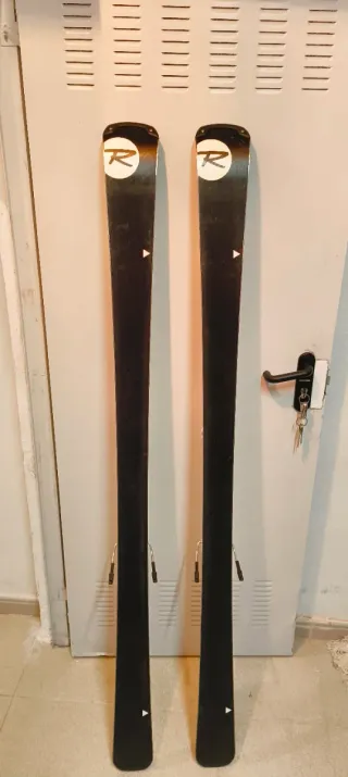 Esquís Rossignol Alias Carbón 166cm .
