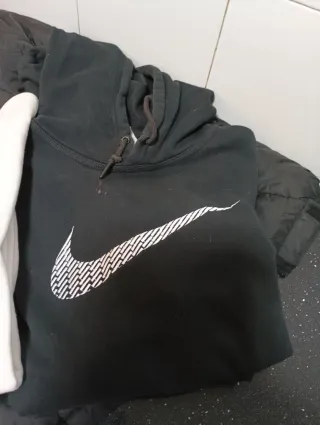 Chaqueta Fila y Jerseys Nike Talla M