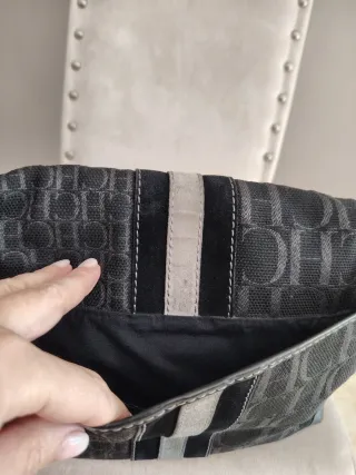 Bandolera CH Monograma Caracas Negra/Gris