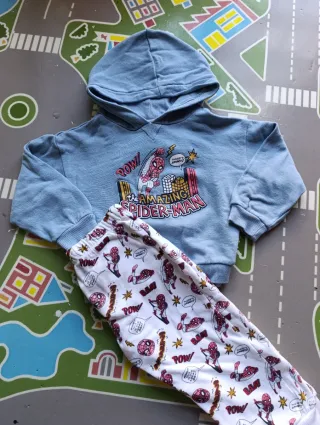 Chándal Spiderman Kiabi Talla 3 Años